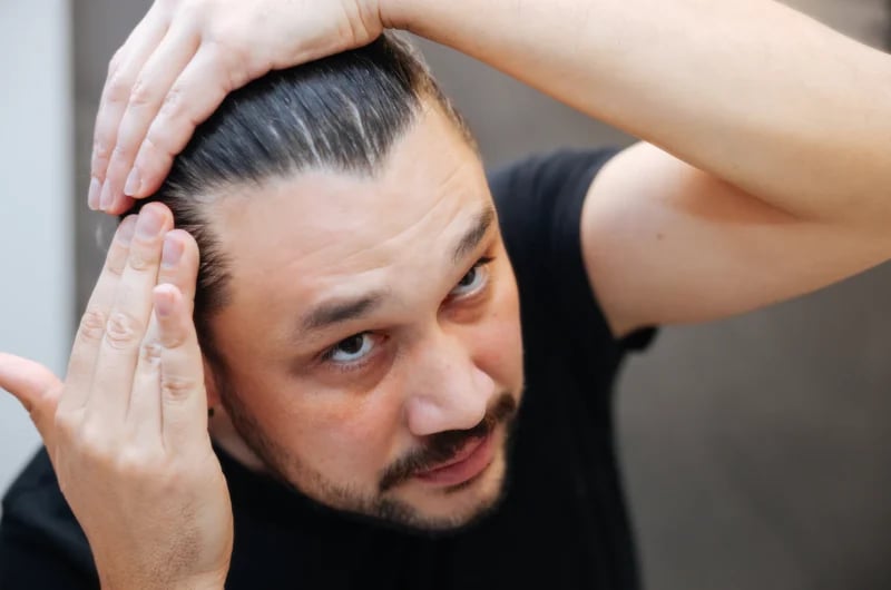 Kreatin Saç Döker mi? Kreatin Kullanımı ve Saç Dökülmesi İlişkisi