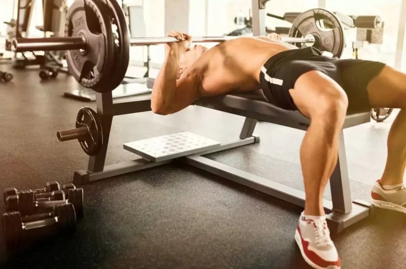 Saç Ekimi Sonrası Spor: Güvenli Başlama Süreleri ve Egzersiz